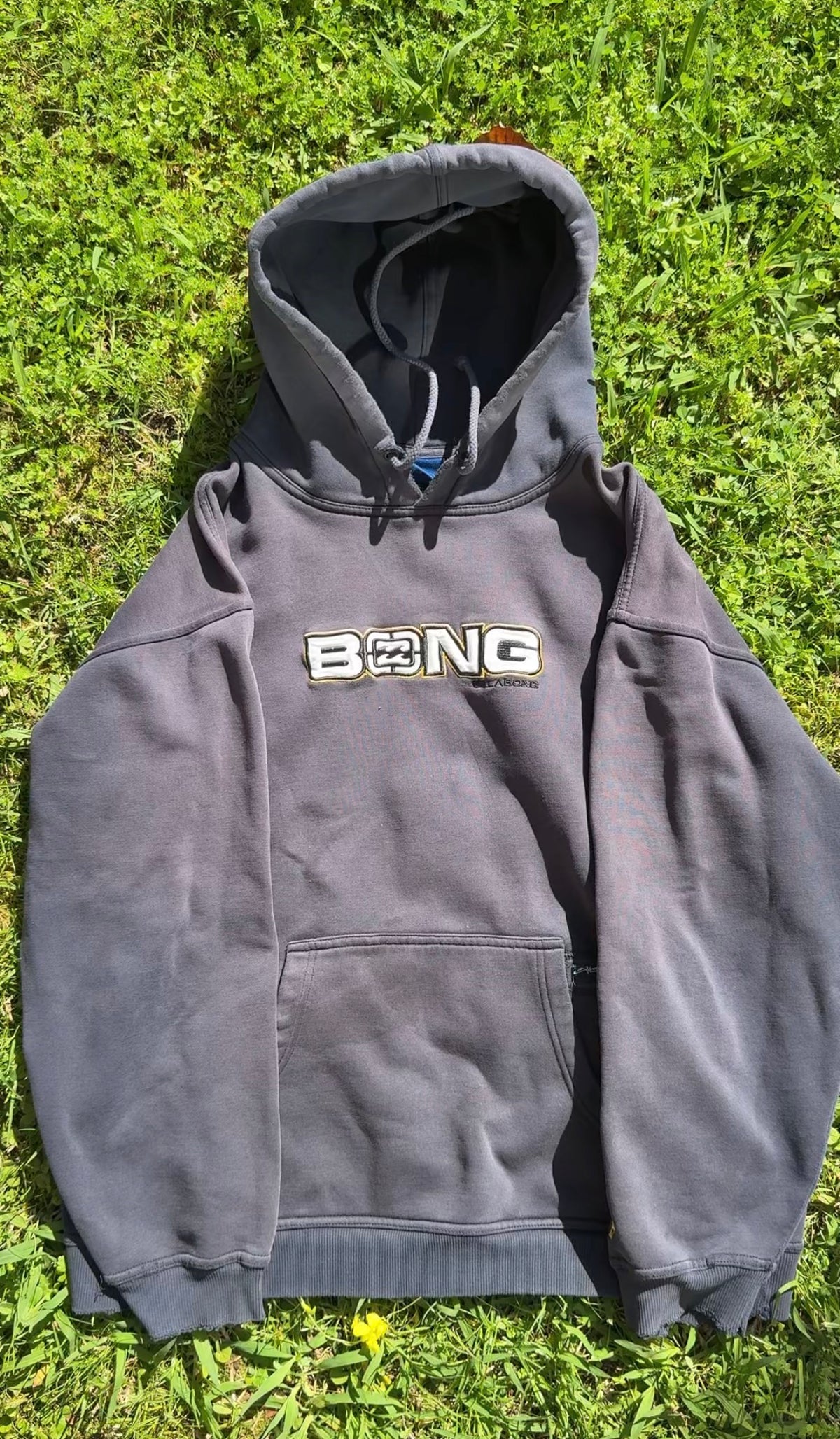 Hoodies & Sweatshirts ->