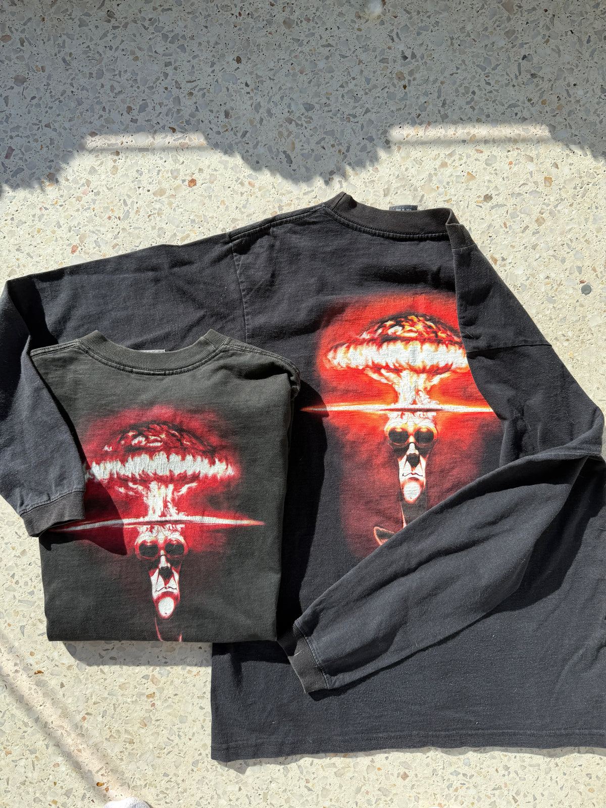 Tshirts & Longsleeves ->