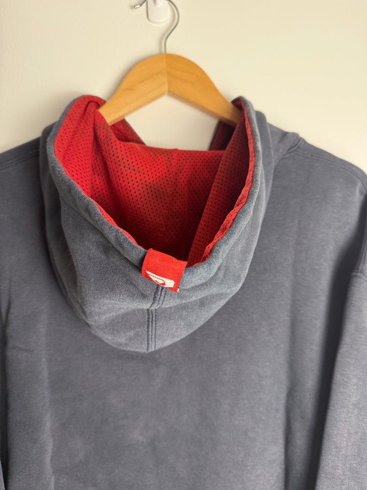 Vintage Quicksilver SpellOut Hoodie - L