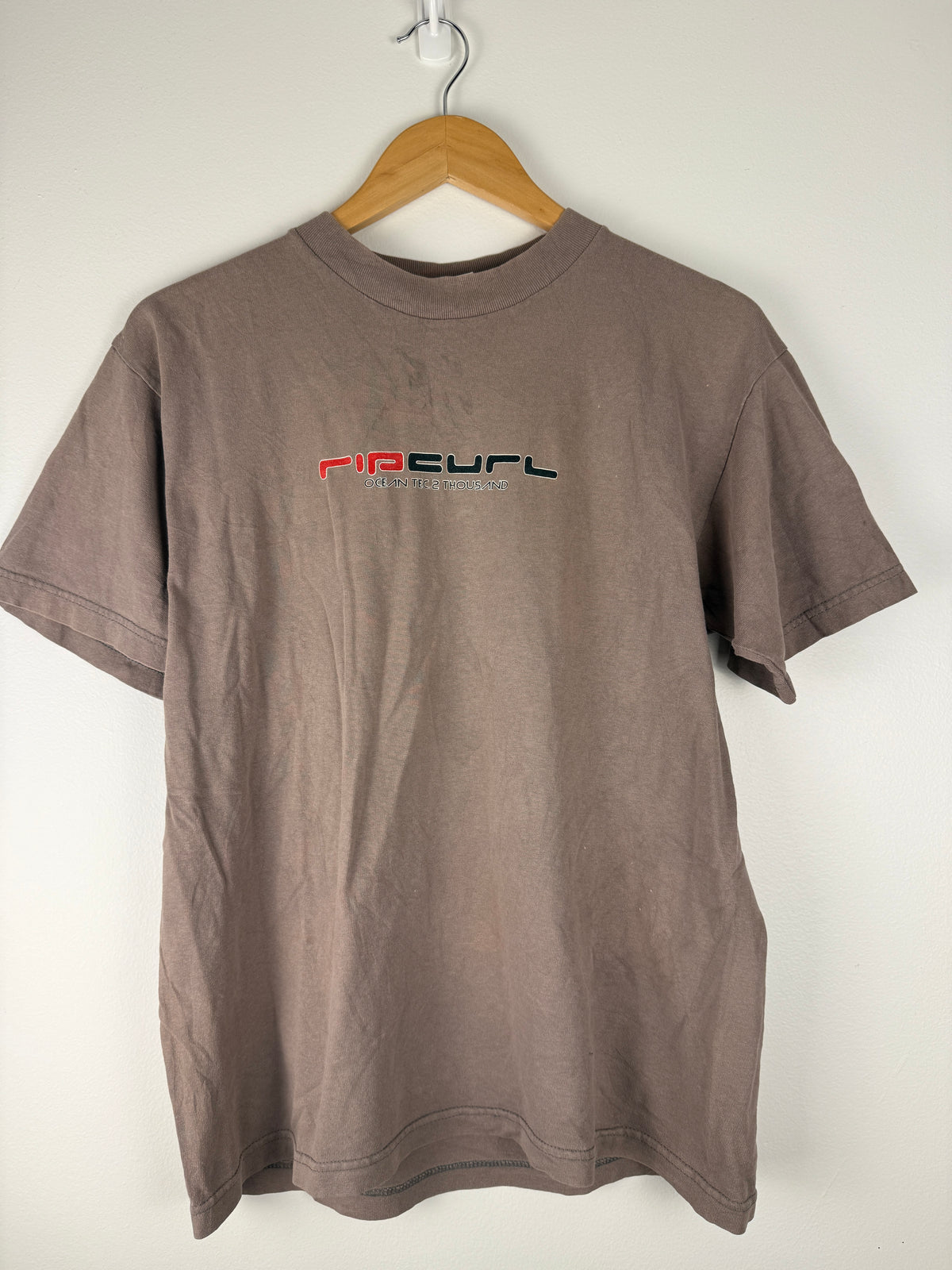 Vintage Ripcurl IRL Surfer SpellOut T-Shirt - M