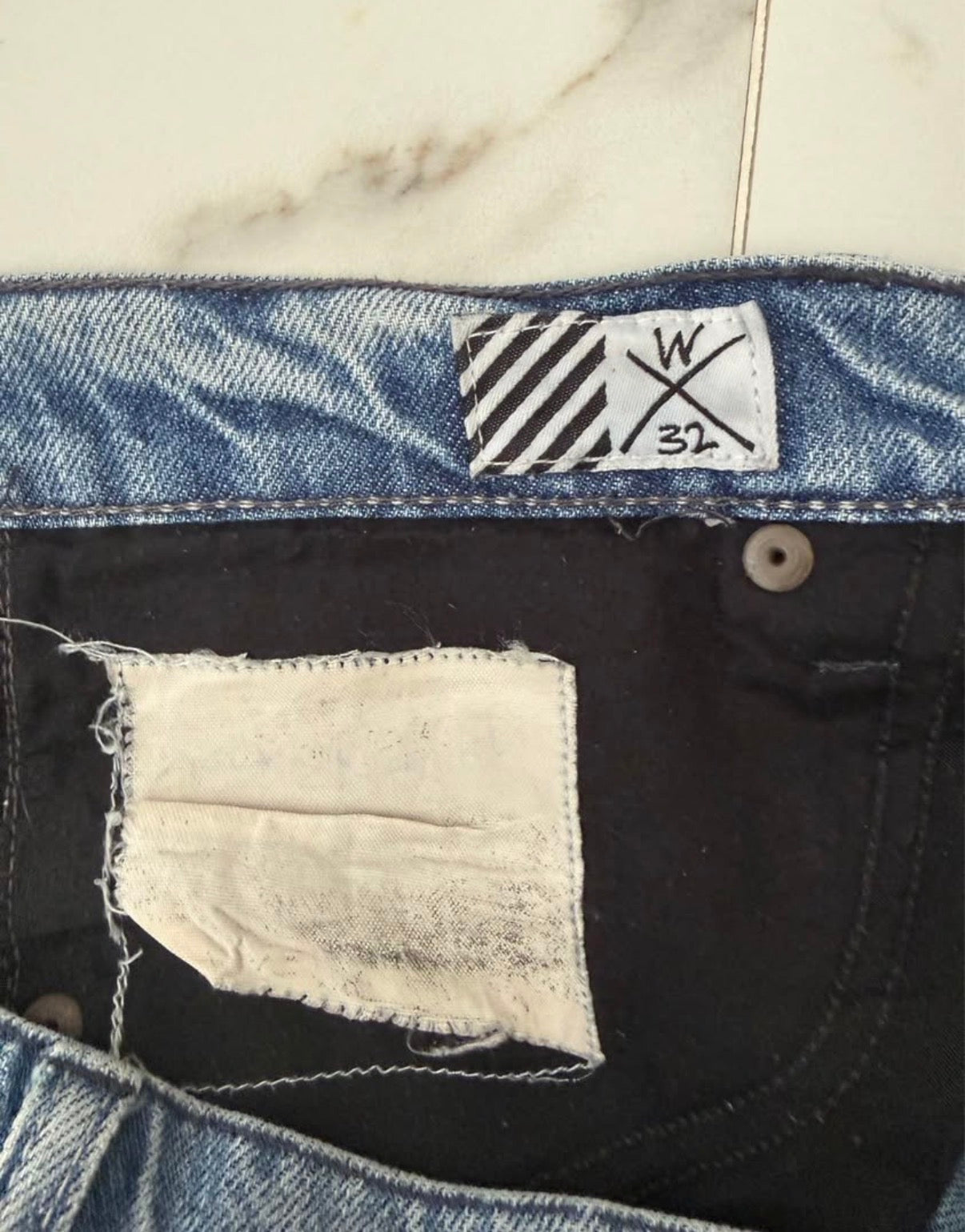 Vintage Baggy Y2K Billabong Jorts - 32