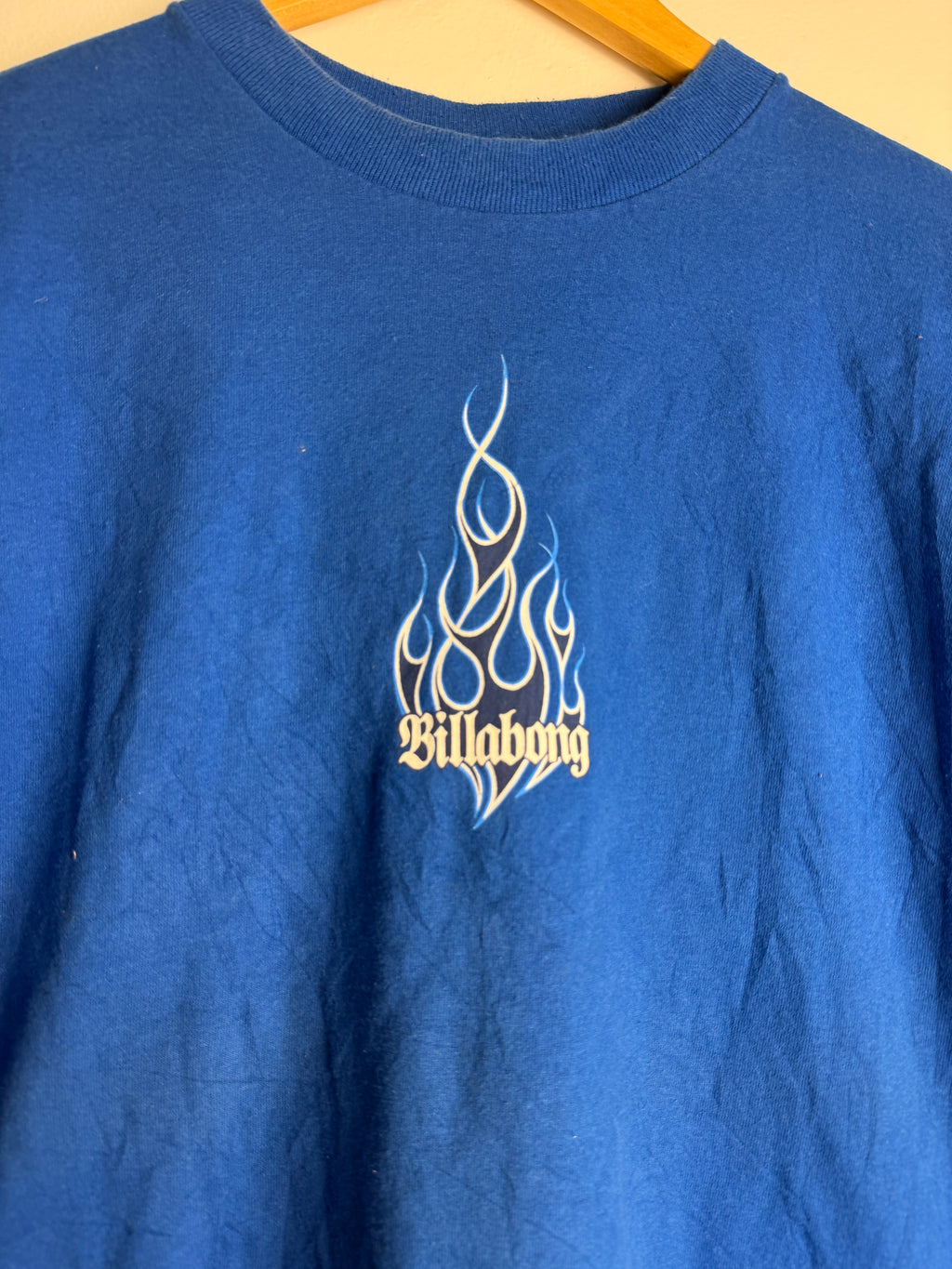 RARE Billabong Flaming Spellout - L