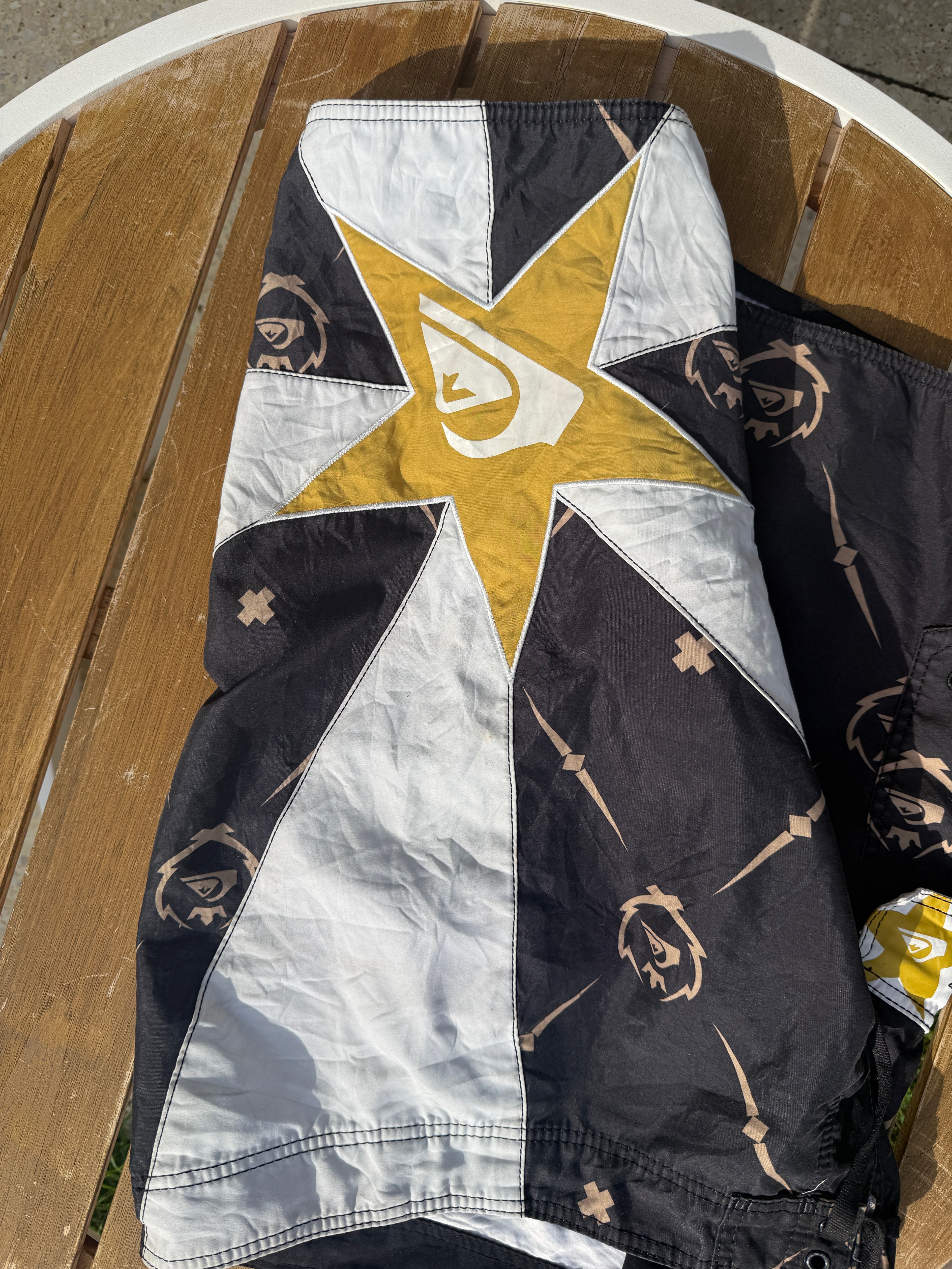 Vintage Quicksilver Boardies - 34