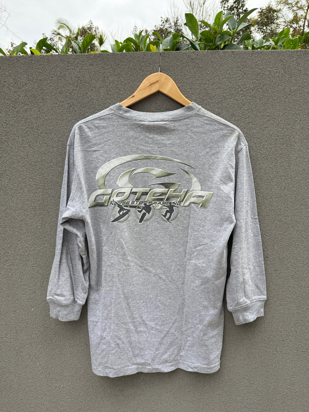 Gotcha Long Sleeve - M