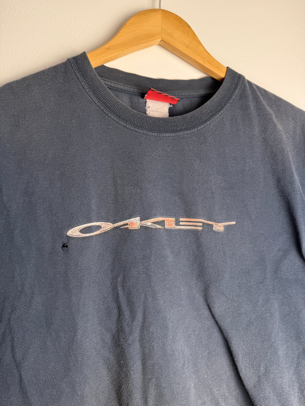 Vintage Oakley SpellOut T-Shirt - M