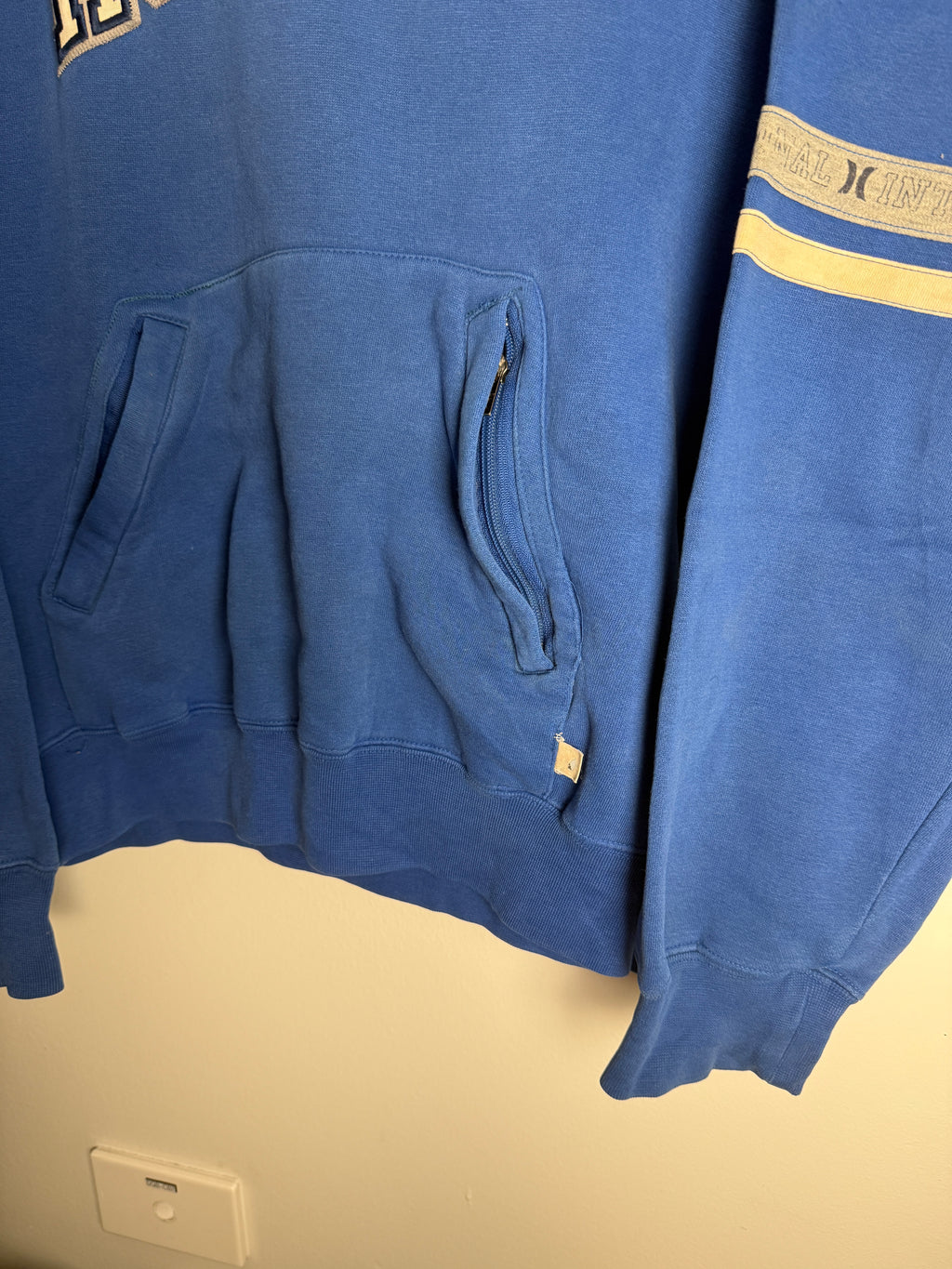 RARE Vintage Hurley Spellout Hoodie - L
