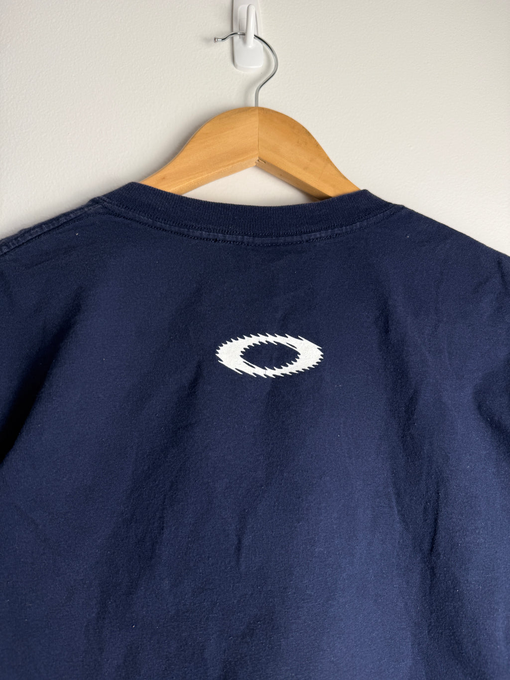 Vintage Oakley SpellOut T-Shirt - M