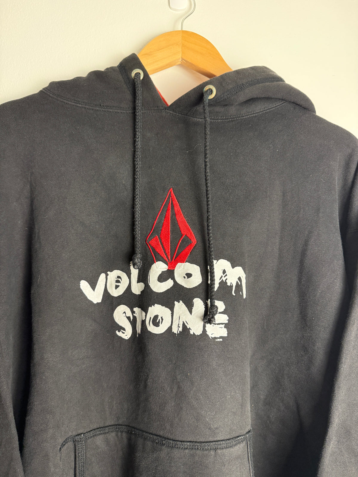 Vintage Volcom SpellOut Hoodie - L