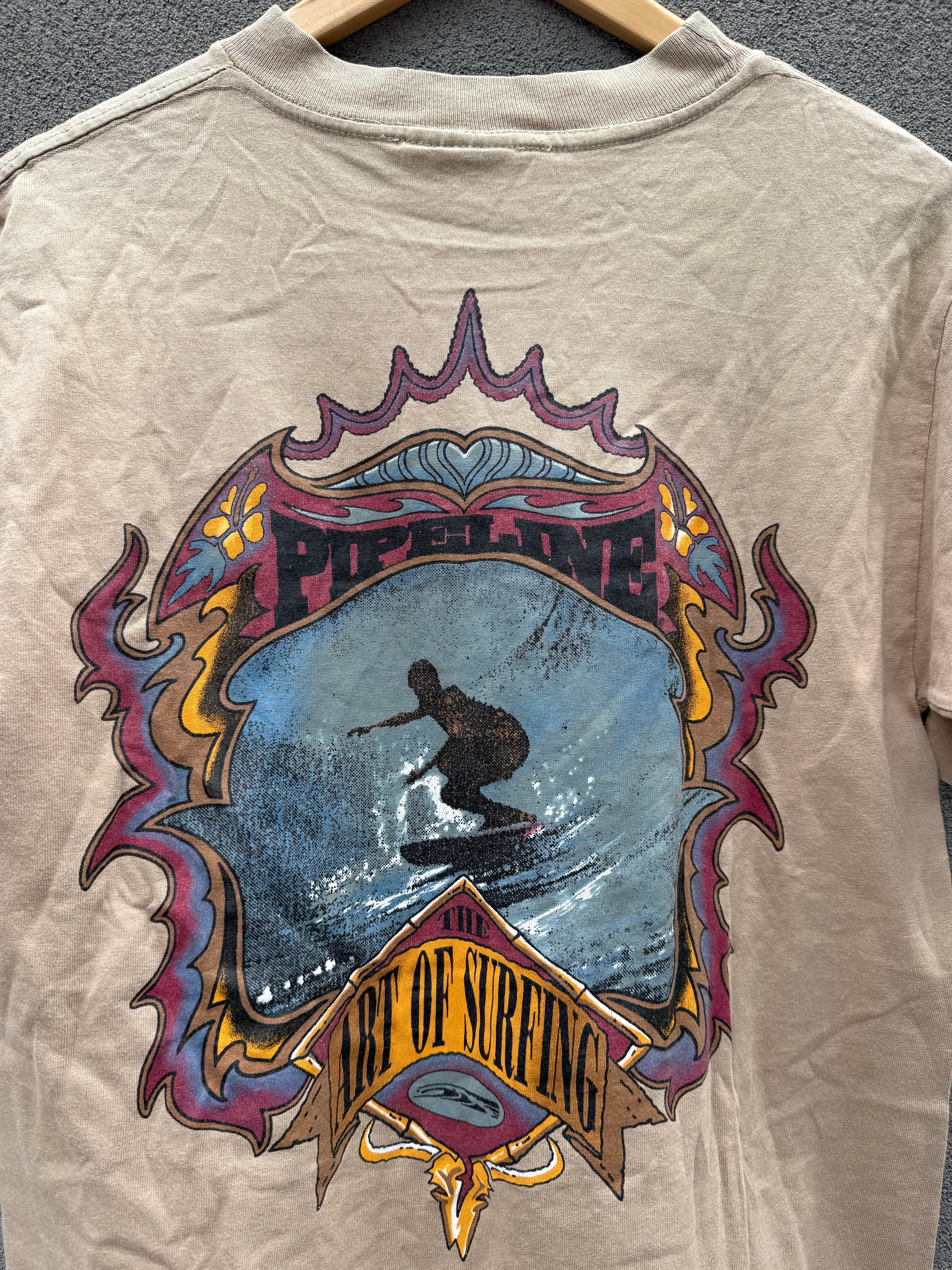 Pipeline Surfer T Shirt - M