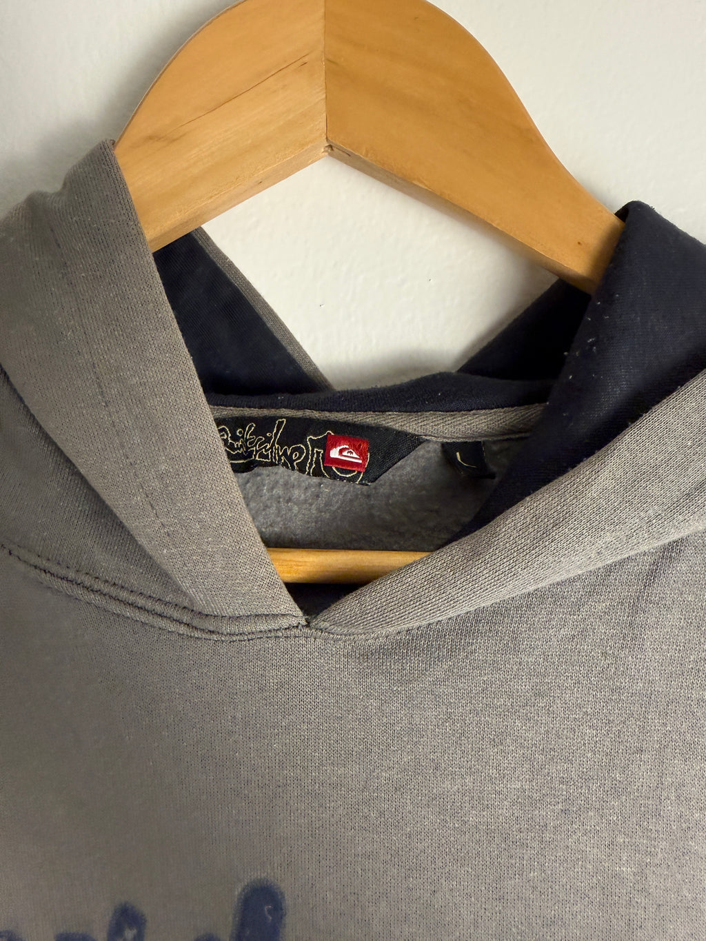Vintage Quicksilver SpellOut Hoodie - L