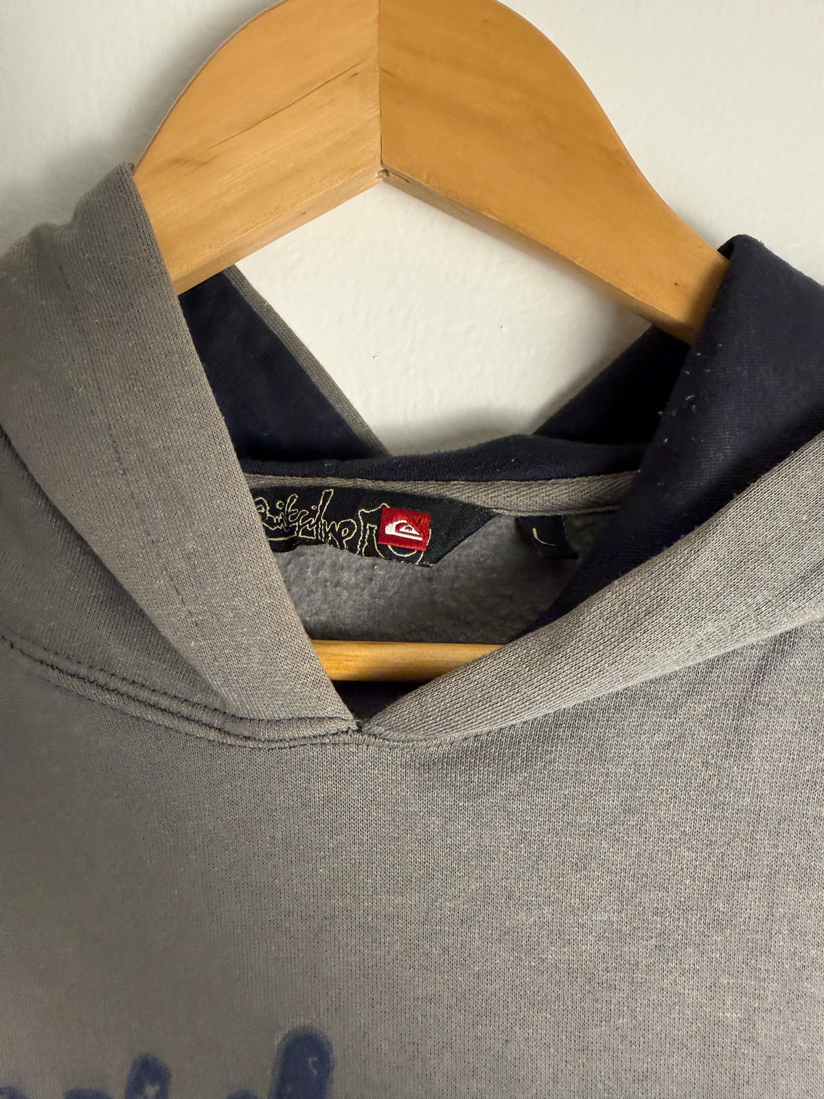 Vintage Quicksilver SpellOut Hoodie - L