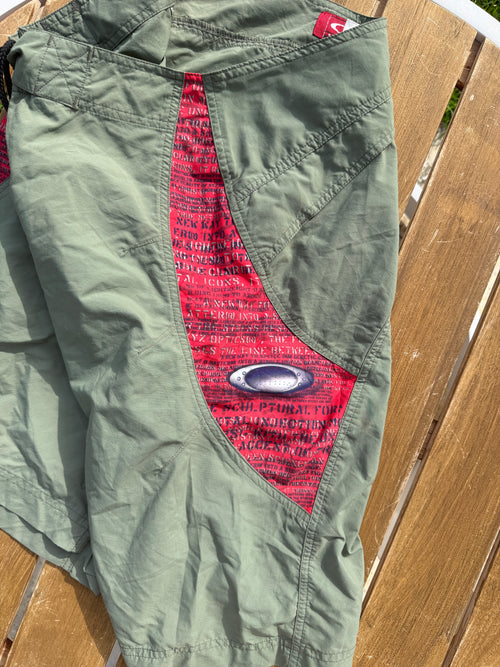 90s Oakley Boardshorts - 30