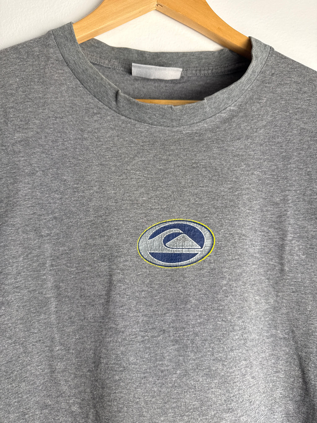 Vintage Quicksilver Centre Logo Graphic T-Shirt - L