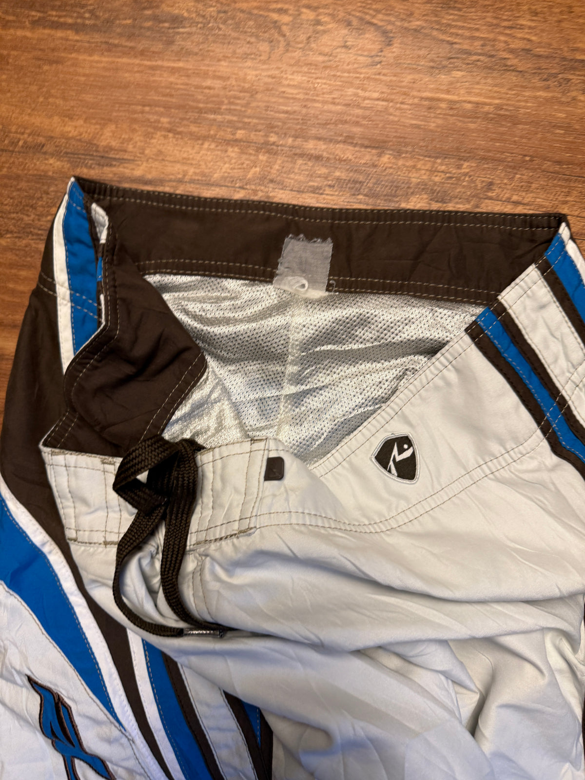 Vintage Rusty SpellOut Boardies - 32