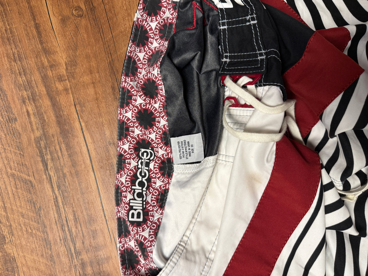 RARE Vintage Limited Edition Billabong x Red Hot Chilli Peppers - 33