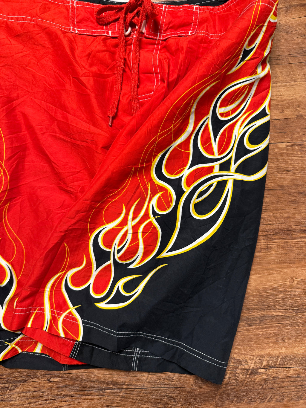 Vintage Y2K Flame Boardshorts - 34