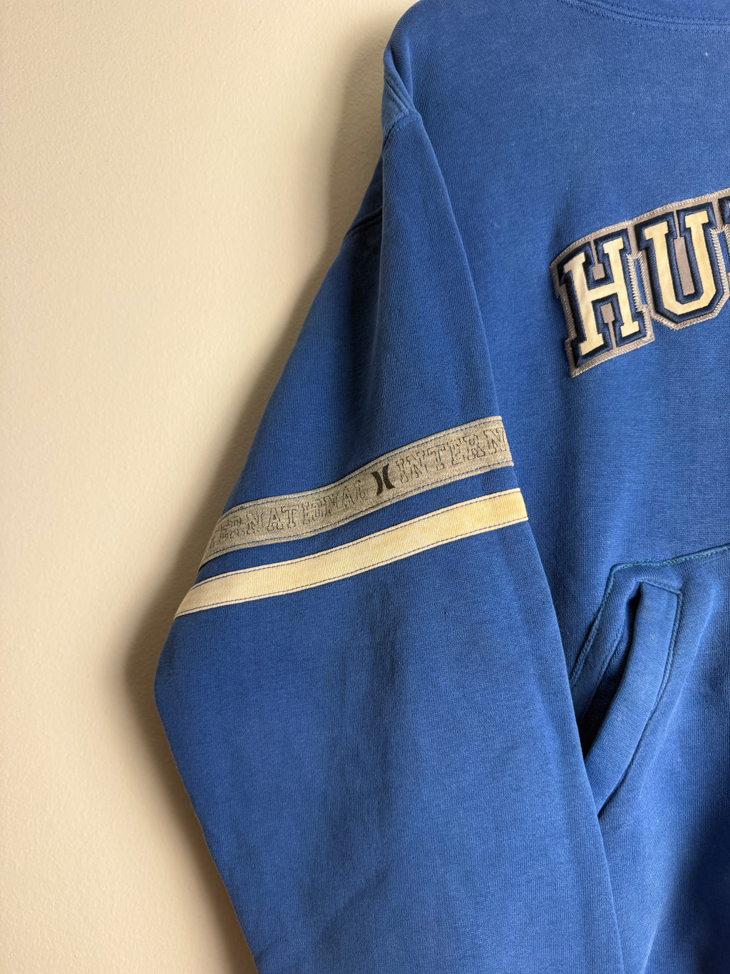 RARE Vintage Hurley Spellout Hoodie - L