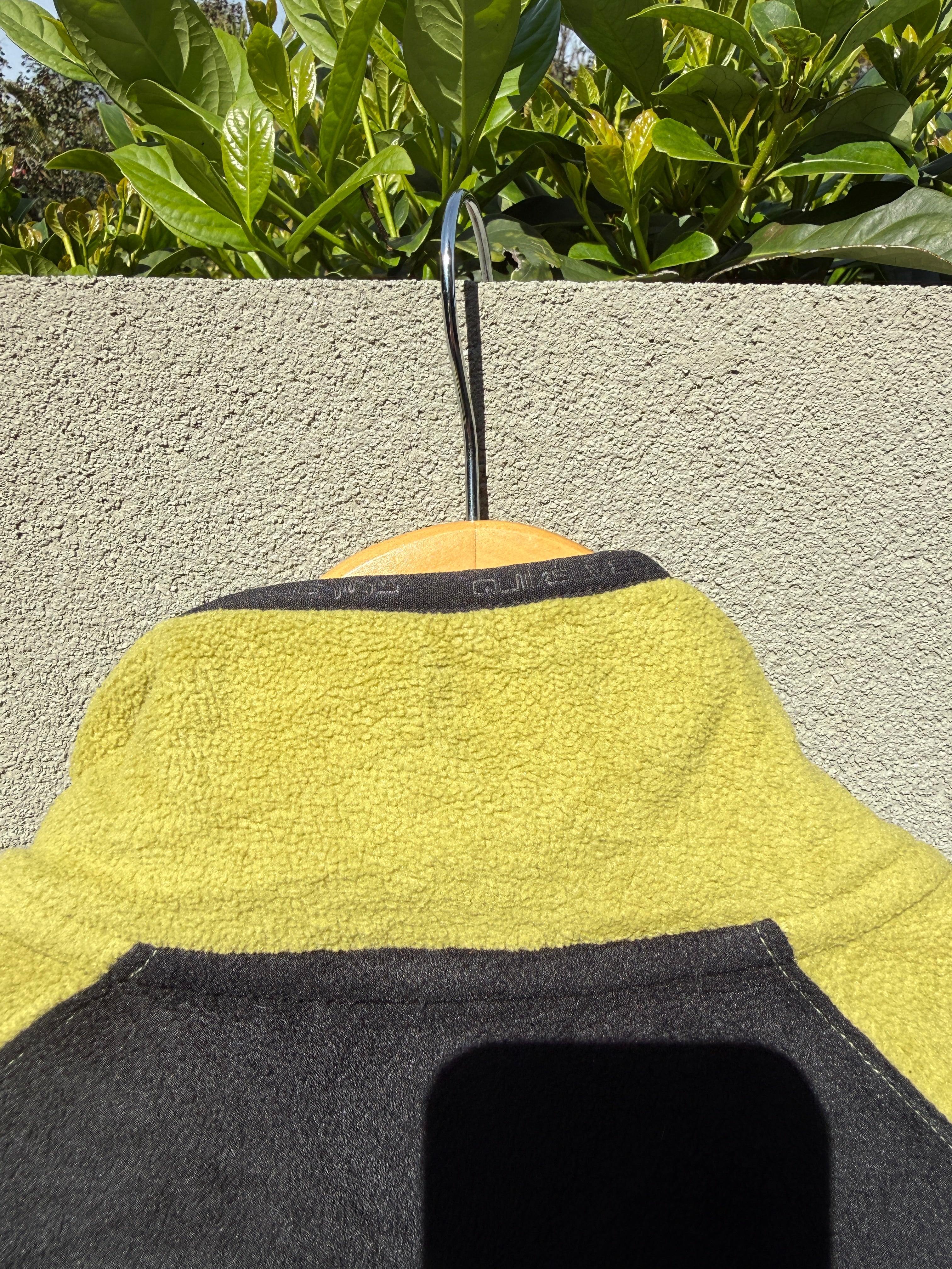 Vintage Two Tone Quicksilver Fleece - M/L