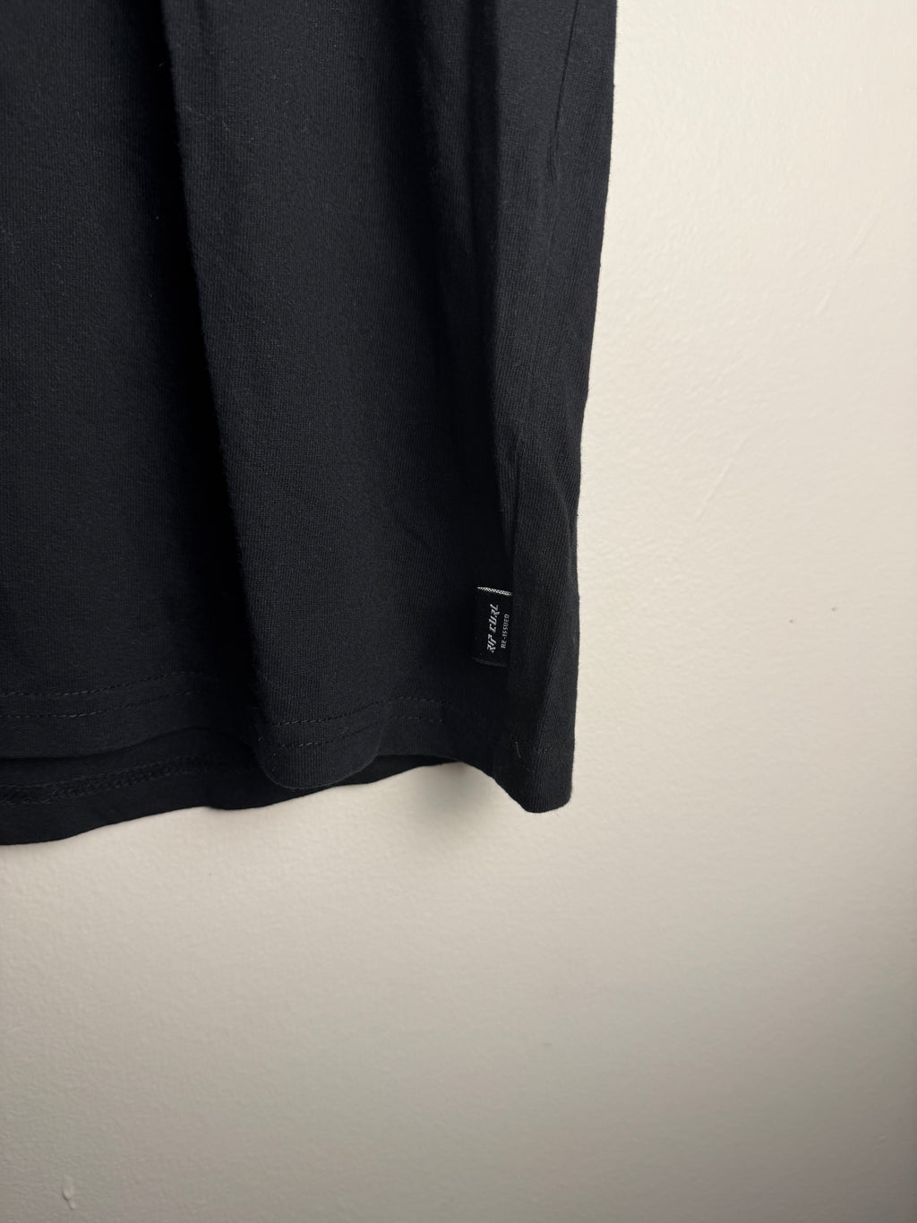 RARE Ripcurl IRL Surfer T-Shirt - L