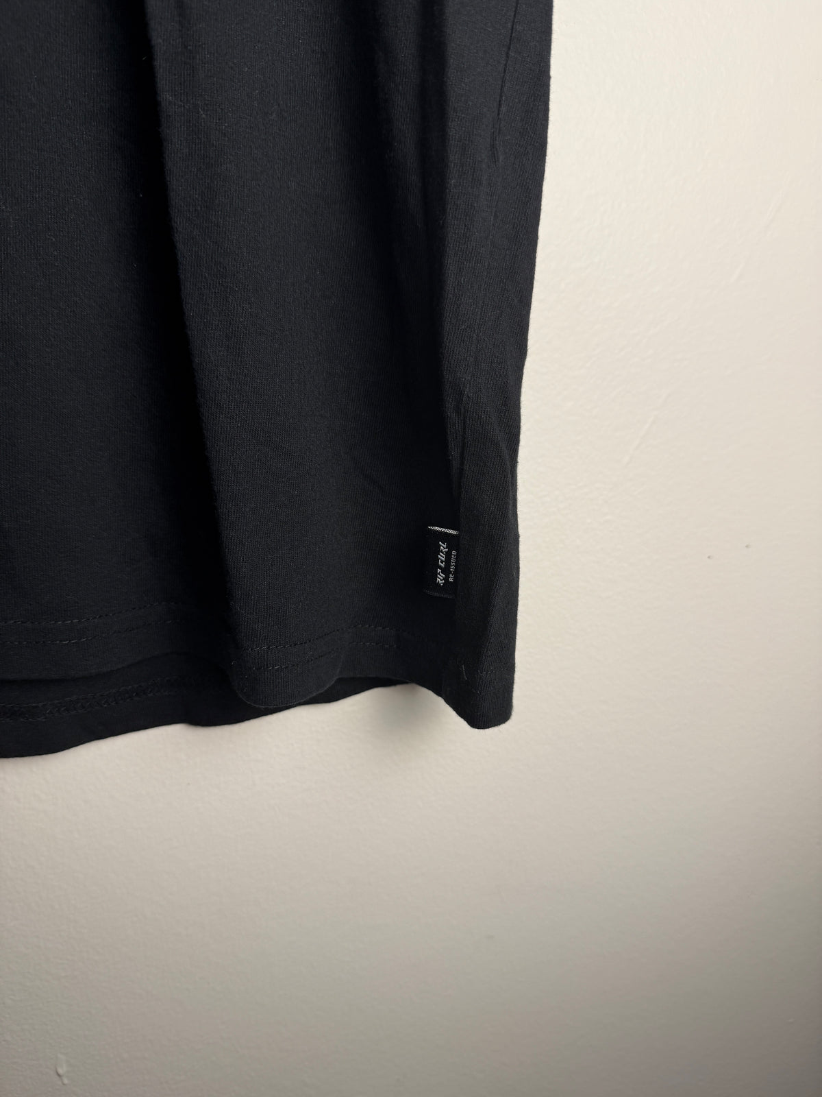 RARE Ripcurl IRL Surfer T-Shirt - L