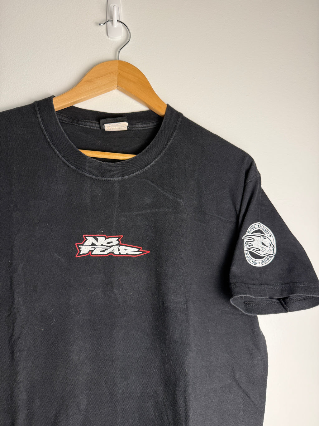 Vintage No Fear Centre SpellOut T-shirt - L