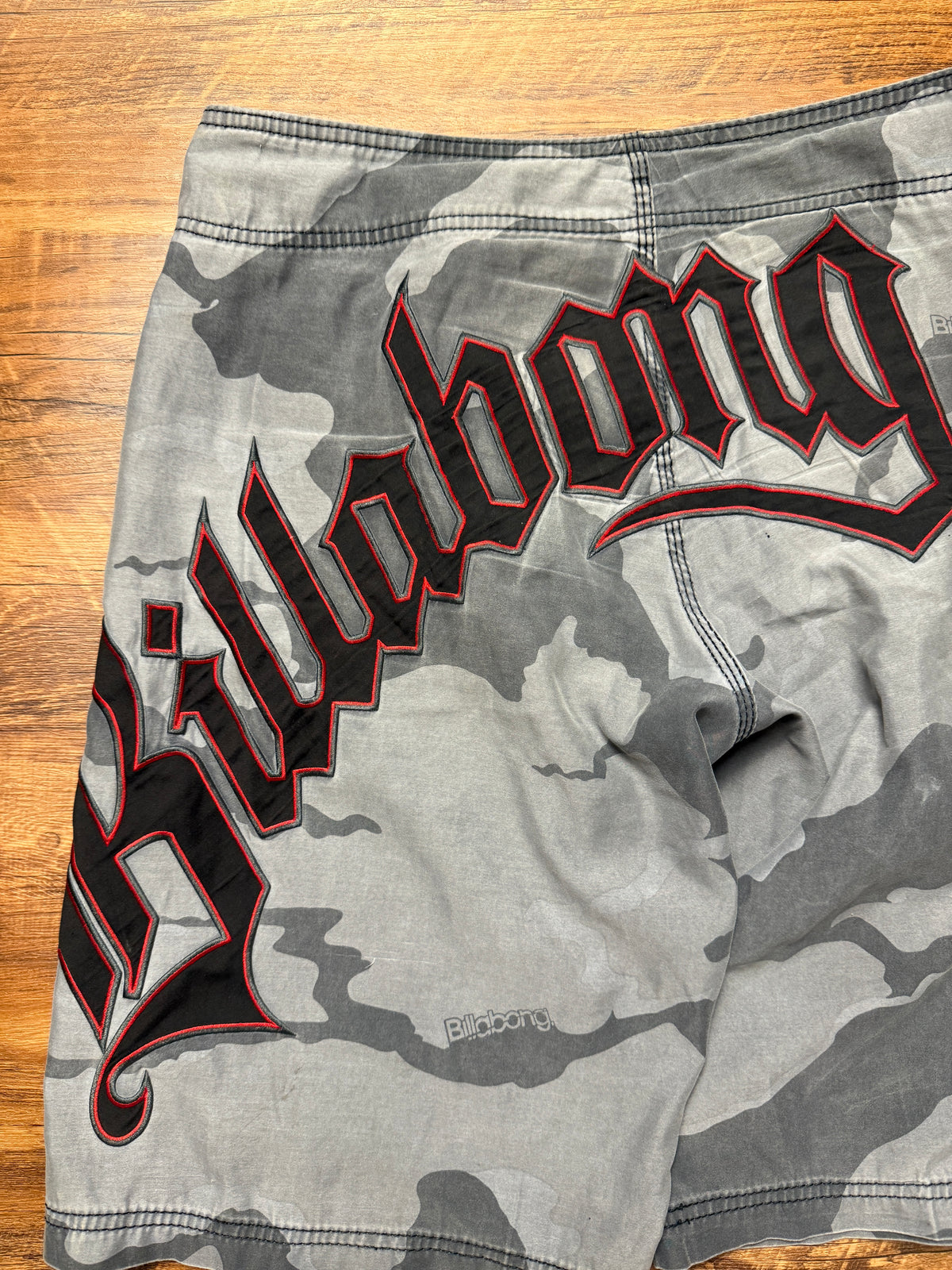 Vintage Billabong Camo Spellout Boardies - 34