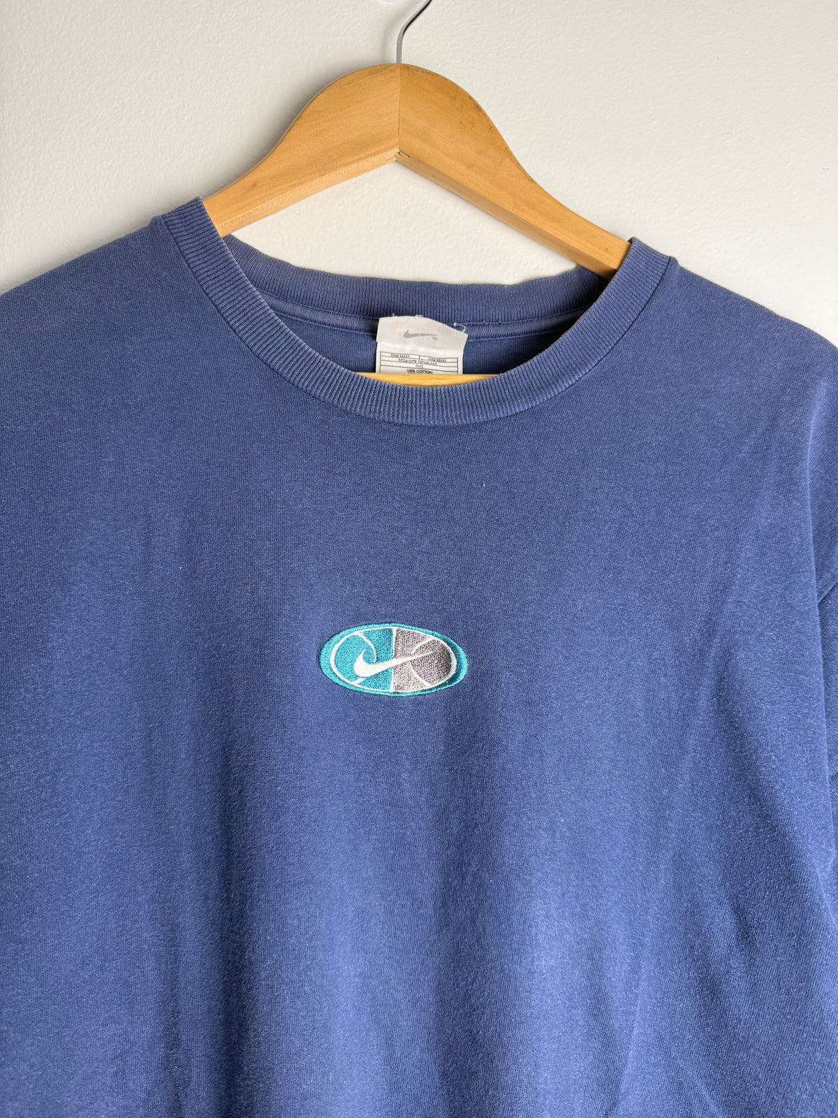 Vintage Nike Centre Graphic T-Shirt - L