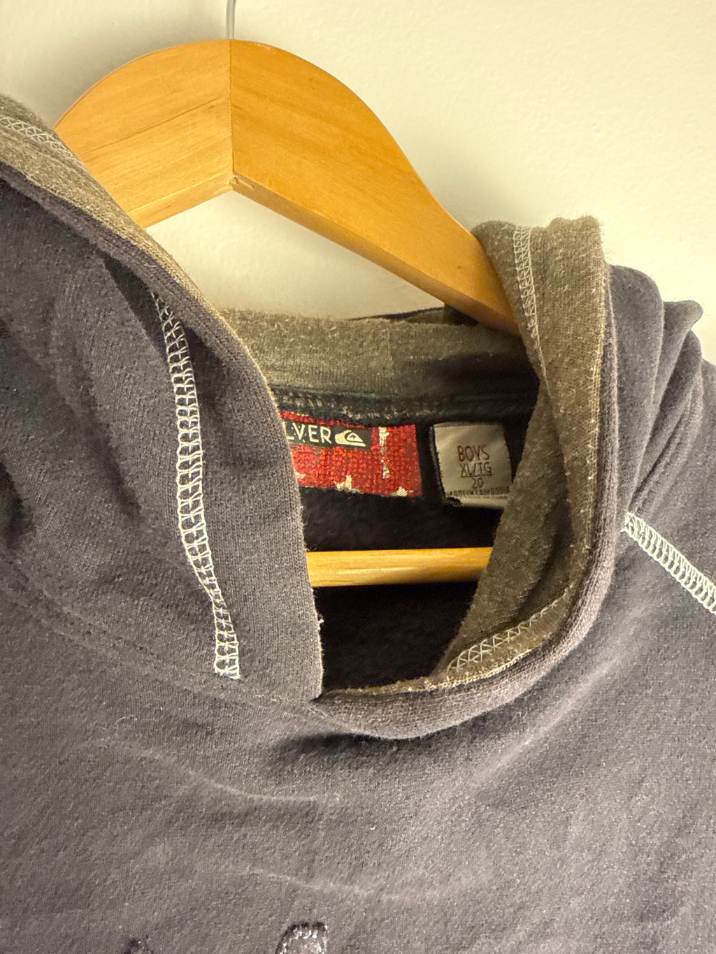 Vintage Two Tone Reverse Stitch Quicksilver Spellout Hoodie - M
