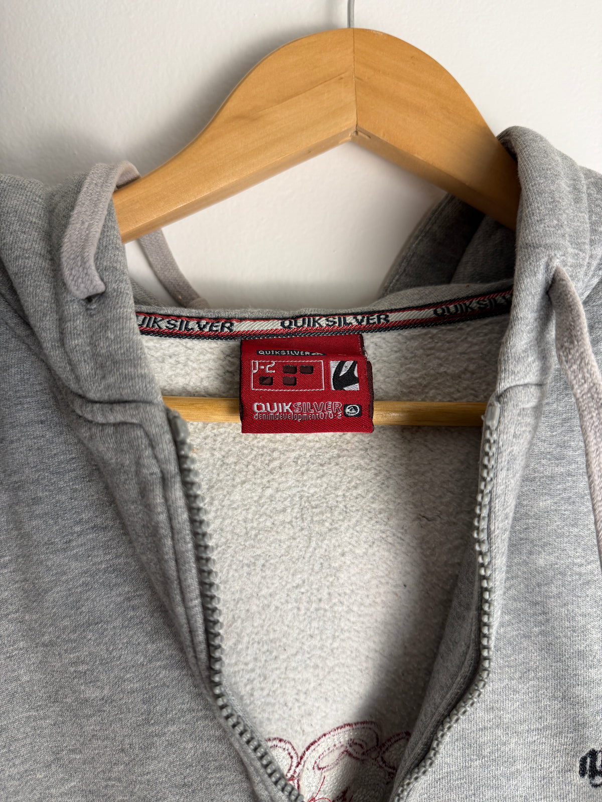 Vintage Quicksilver Spellout Zip-Up Hoodie - L