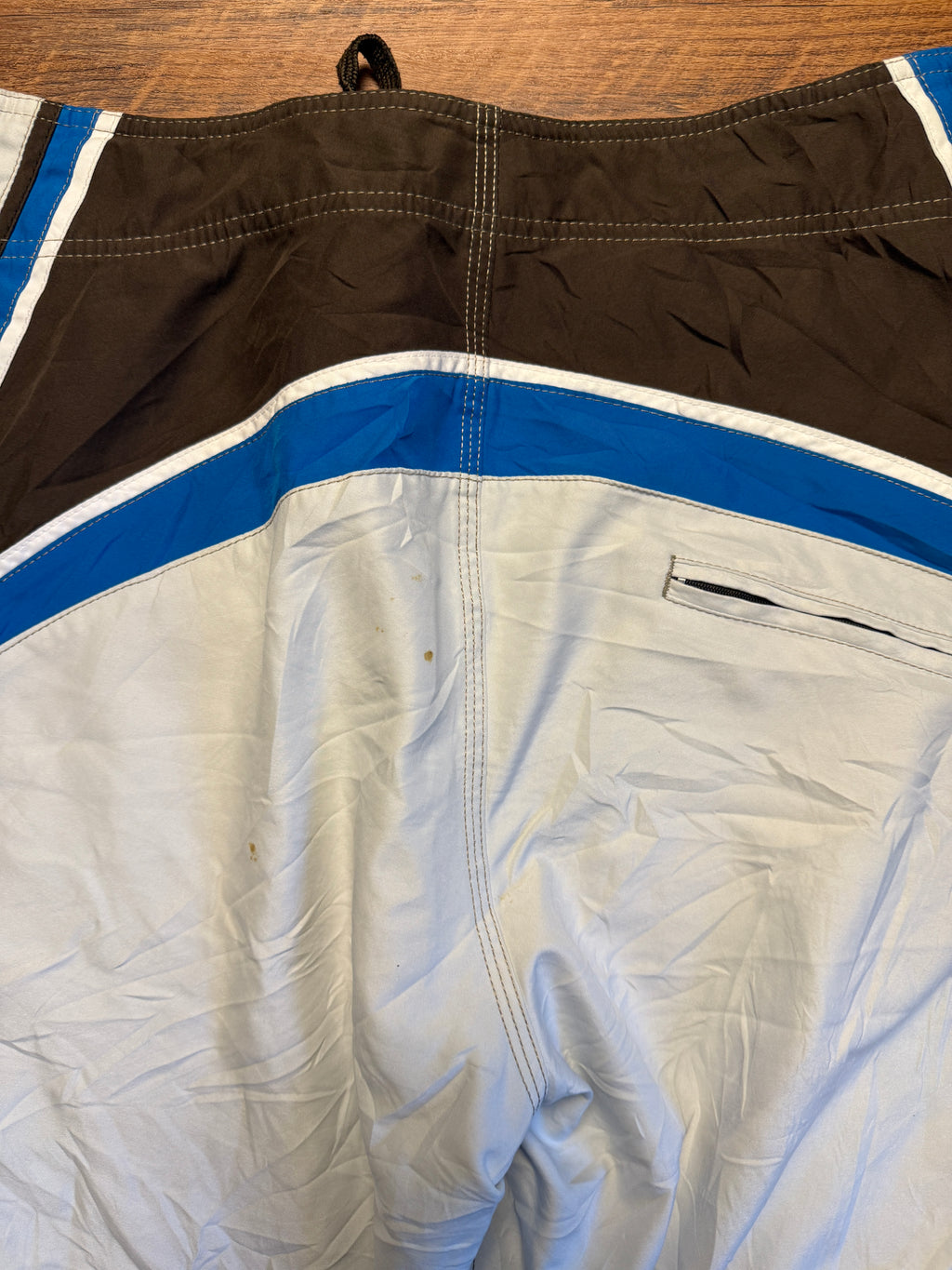 Vintage Rusty SpellOut Boardies - 32