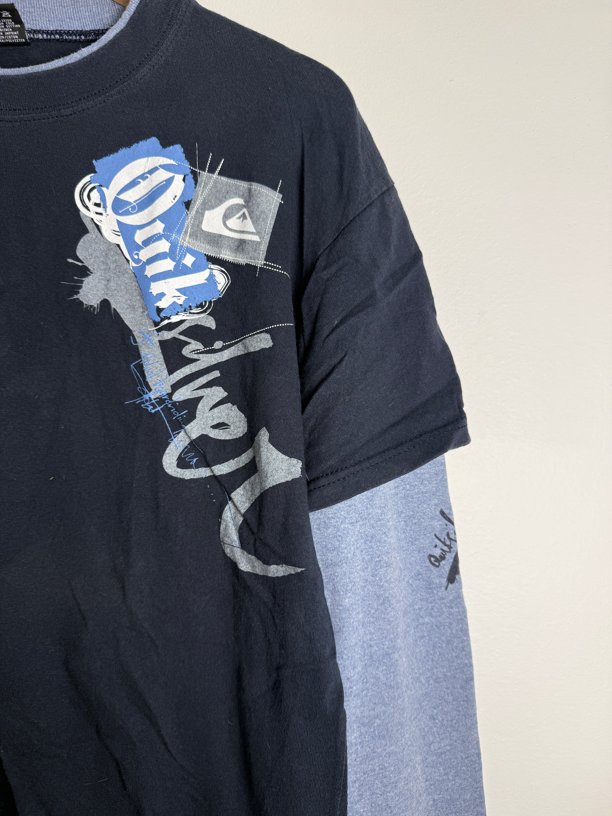 Vintage Y2K Layered Quicksilver T-Shirt - M