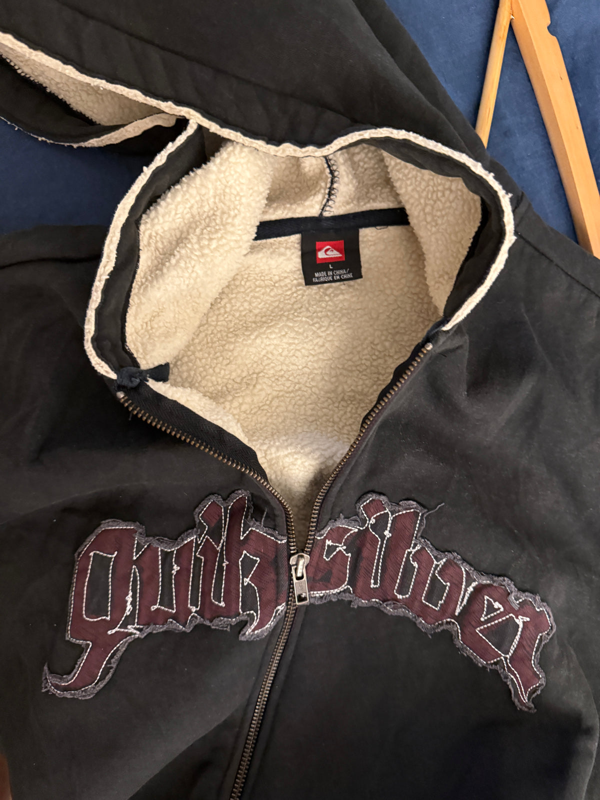 Vintage Quicksilver Spellout Zip-Up Hoodie - L/XL