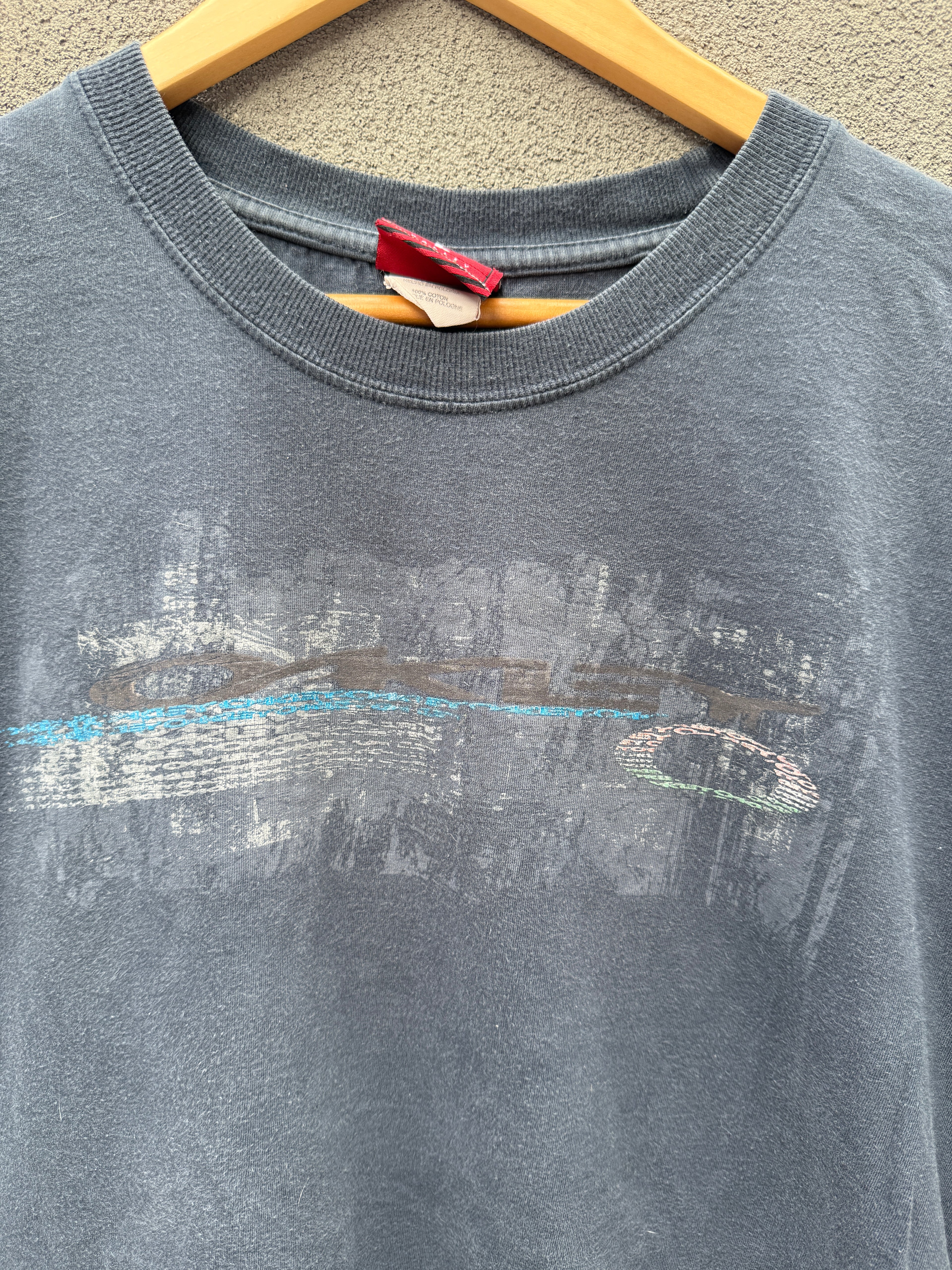 Vintage Oakley SpellOut T Shirt - L