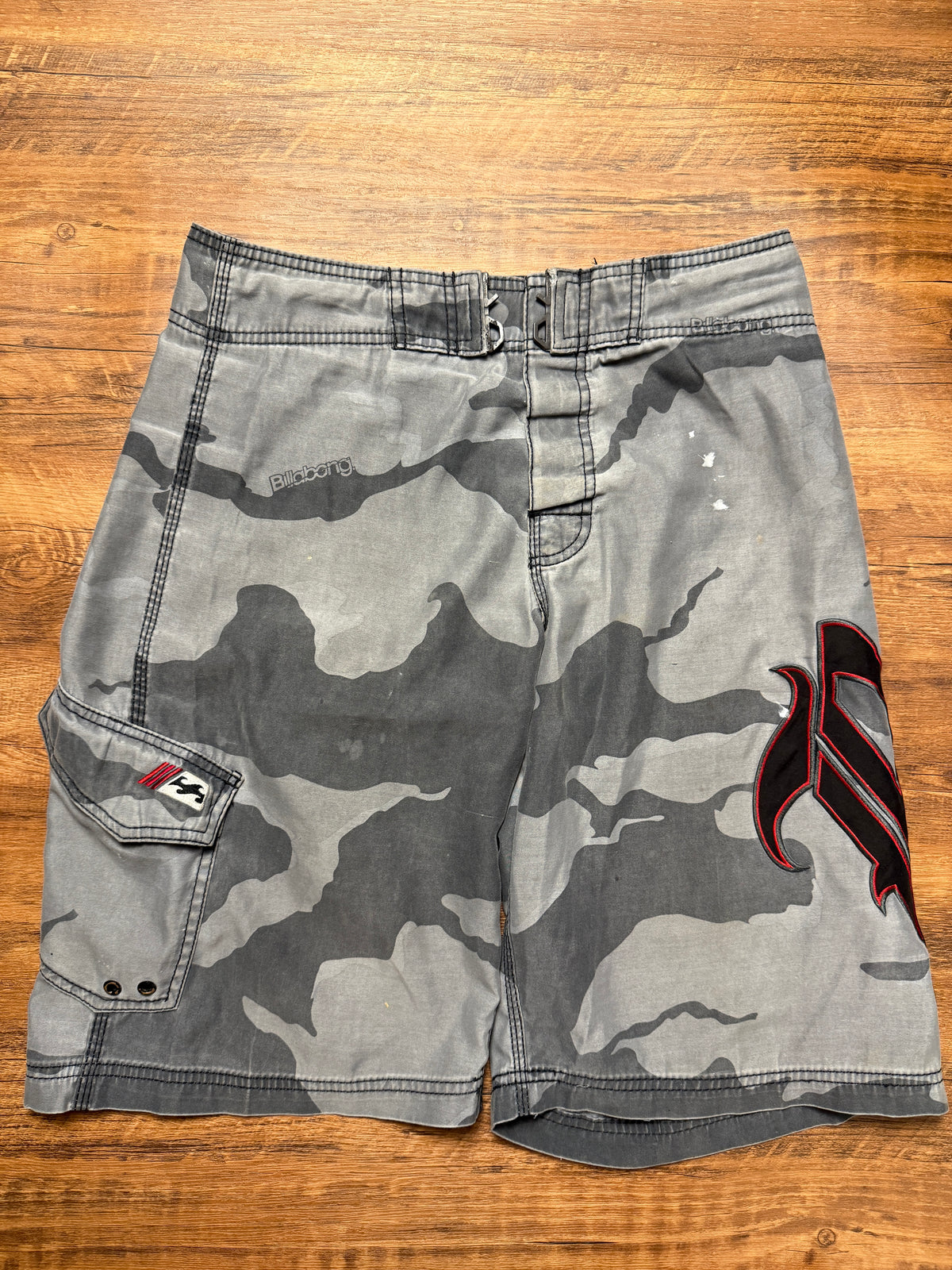 Vintage Billabong Camo Spellout Boardies - 34