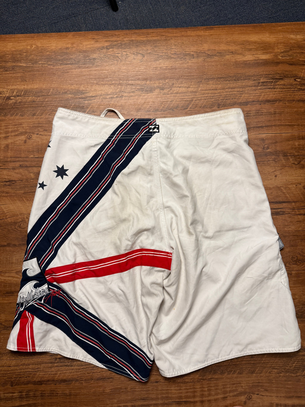 RARE Vintage Aus Flag Shoguns - 36