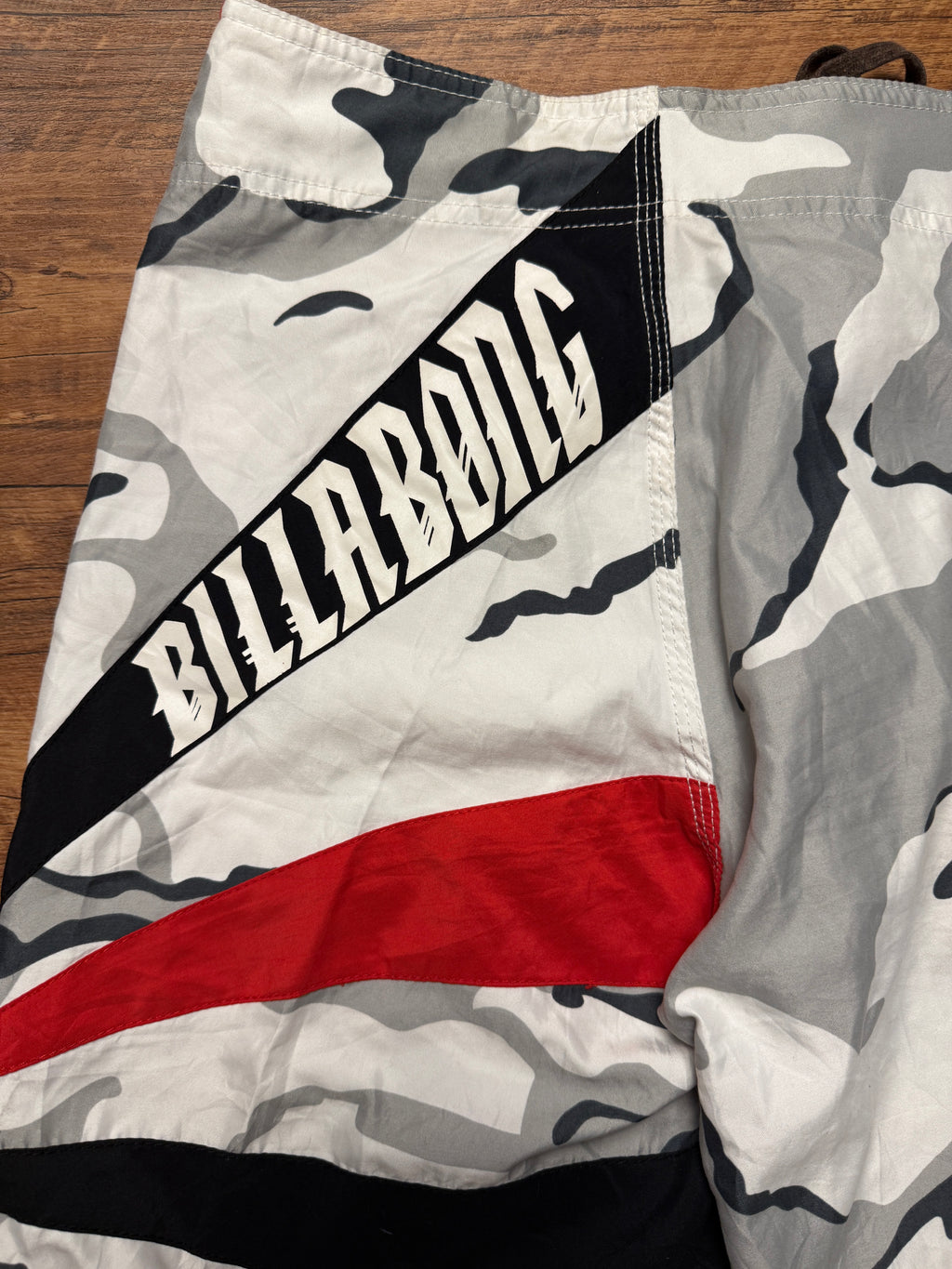 Vintage Andy Iron Camo Rising Suns - 32