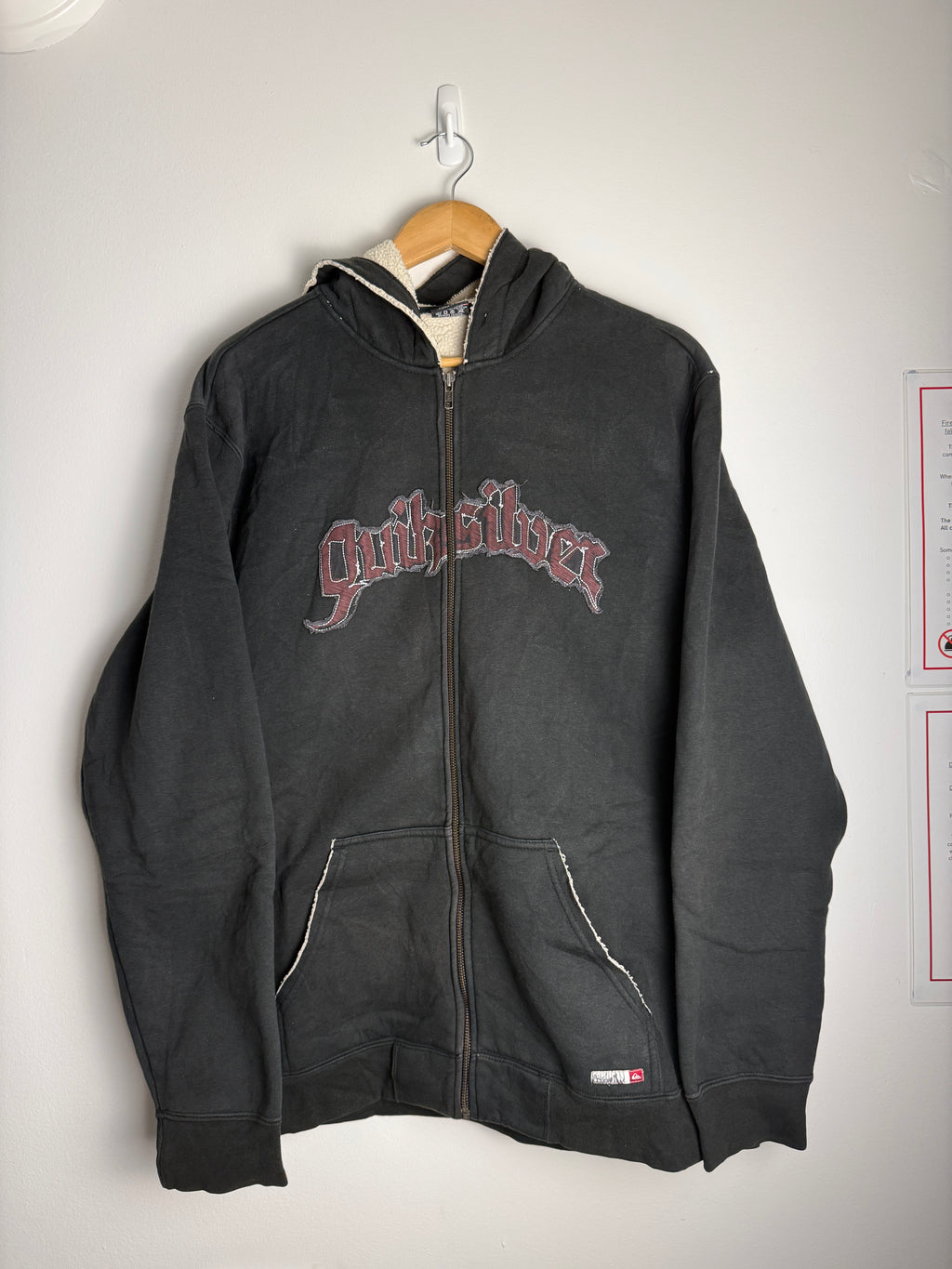 Vintage Quicksilver Spellout Zip-Up Hoodie - L/XL