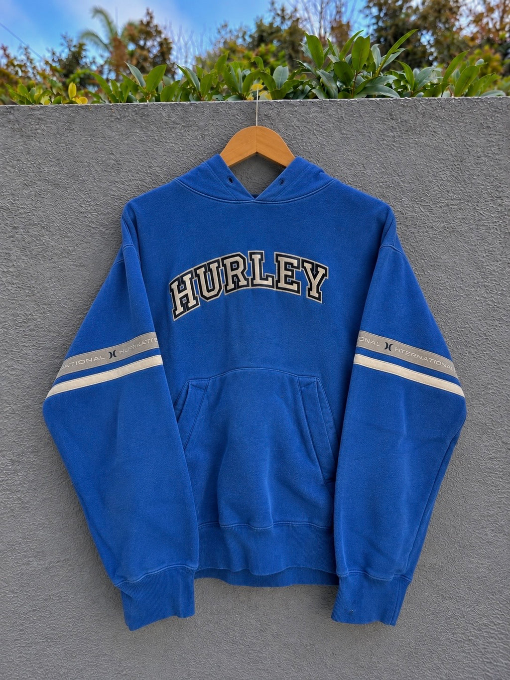 RARE Vintage Hurley Spellout Hoodie - L