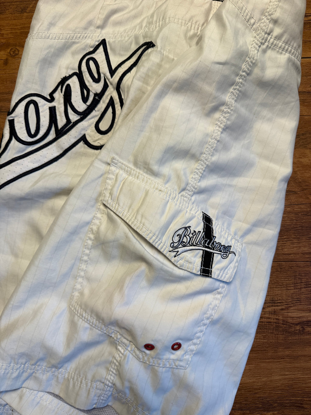 Vintage Billabong SpellOut Boardies - 34