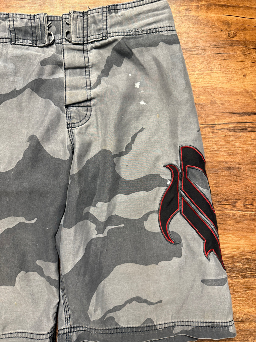 Vintage Billabong Camo Spellout Boardies - 34