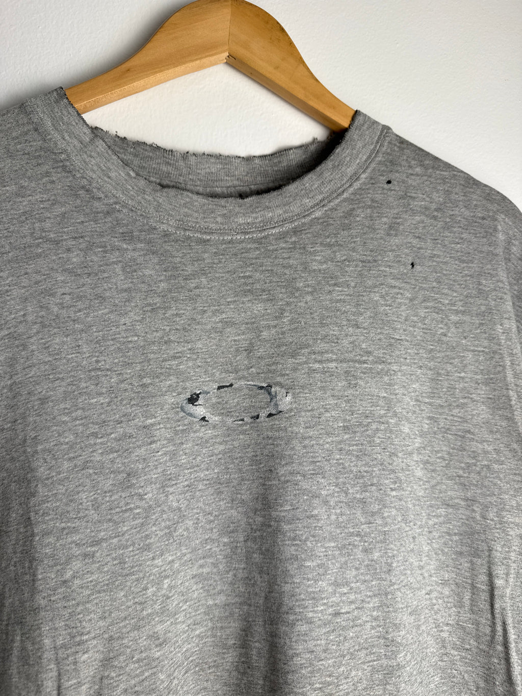 Thrashed Vintage Oakley Software T-Shirt - L
